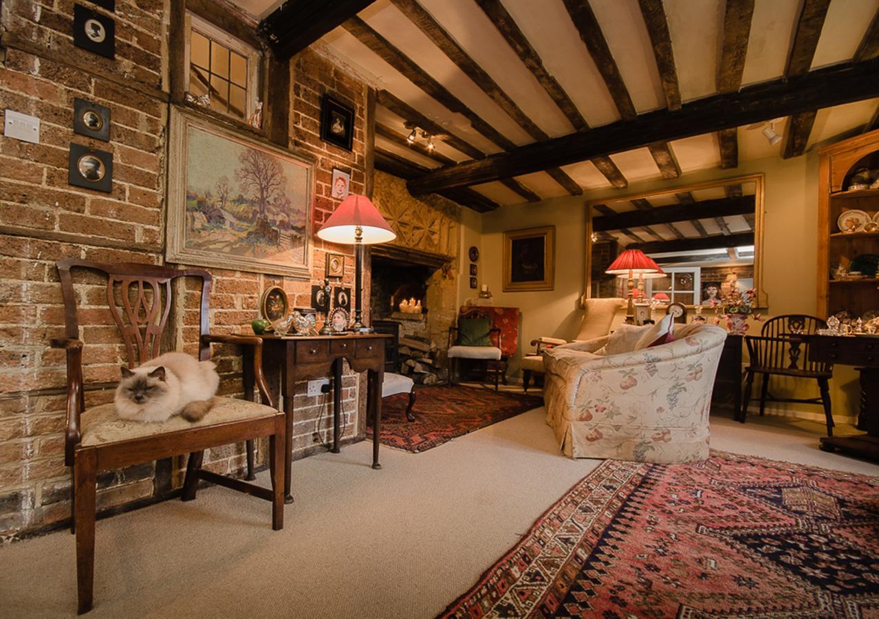 Tudor Cottage B&B Frampton Exterior photo